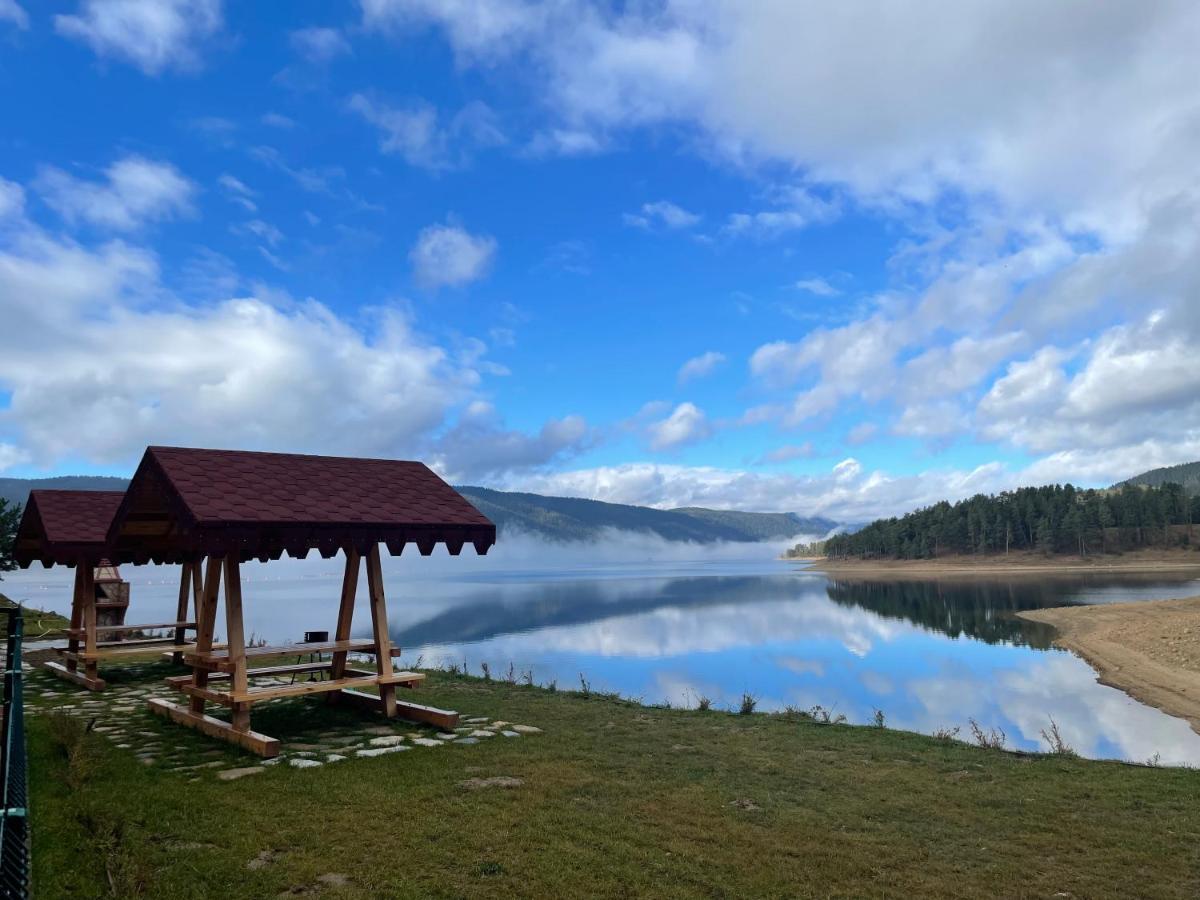 Къщи За Гости Иварос - Доспат Екстер'єр фото